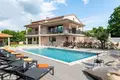 5 bedroom villa 350 m² Rabac, Croatia