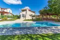 Villa 891 m² Porec, Croatia