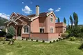 Cottage 4 bedrooms 739 m² Podgorica, Montenegro