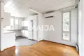 2 bedroom house 91 m² Maentsaelae, Finland