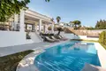 5-Schlafzimmer-Villa 482 m² Marbella, Spanien