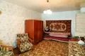 1 room apartment 30 m² Nieharelaje, Belarus