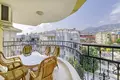 Wohnkomplex Luxurious penthouse with a large private terrace