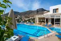 Hotel 1 400 m² in Region of Crete, Greece
