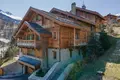 Chalet 6 bedrooms  in Les Allues, France