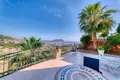 Villa de 3 habitaciones 210 m² Alanya, Turquía