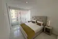 Mieszkanie 4 pokoi  Torrevieja, Hiszpania