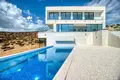8 bedroom House 737 m² Agios Tychonas, Cyprus