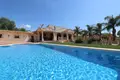 Villa de 4 dormitorios 230 m² Formentera del Segura, España