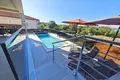4 bedroom house 280 m² Radici, Croatia