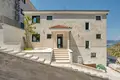 Villa de 4 dormitorios 450 m² Budva, Montenegro