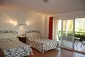 Villa 12 bedrooms 1 700 m² Finestrat, Spain