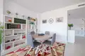2 bedroom apartment 119 m² Estepona, Spain