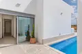 Villa de tres dormitorios 102 m² Almoradi, España