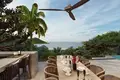 Villa de tres dormitorios 256 m² Thalang, Tailandia
