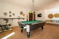 4-Schlafzimmer-Villa 530 m² l Alfas del Pi, Spanien