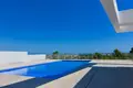 Villa de tres dormitorios 487 m² Denia, España