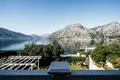 Villa 17 zimmer 491 m² Dobrota, Montenegro