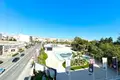 Mieszkanie 2 pokoi 105 m² Torrevieja, Hiszpania