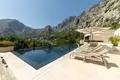 Villa de 9 habitaciones 526 m² Donji Orahovac, Montenegro