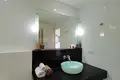 Mieszkanie 2 pokoi 111 m² Karon, Tajlandia
