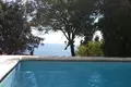 Villa de 4 dormitorios 200 m² Montenegro, Montenegro