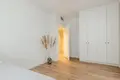 2 room apartment 41 m² in Warsaw, Poland