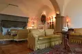 6-Zimmer-Villa 1 022 m² Florenz, Italien
