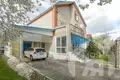 Cottage 225 m² Miadziel, Belarus