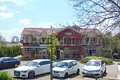 Commercial property 841 m² in Telki, Hungary