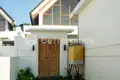 Villa mit 2 Schlafzimmern  Kerobokan, Indonesien
