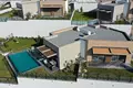 Villa Exclusive five-bedroom villas with direct sea views.