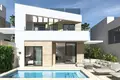 Villa de tres dormitorios 154 m² Orihuela, España