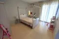 Haus 5 Schlafzimmer 233 m², Alle Länder