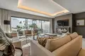 Szeregowiec 4 pokoi 217 m² Estepona, Hiszpania