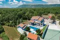 villa de 5 chambres 256 m² Imotski, Croatie