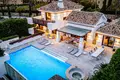 5 bedroom villa 1 207 m² Benahavis, Spain