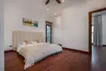 Вилла 4 спальни 317 м² Равай, Таиланд