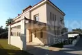 6 bedroom house 349 m² Nea Kallikratia, Greece