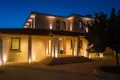 Dom 1 000 m² w Strovolos, Cyprus