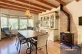 Dom drewniany w stylu górskim 345 m² w Alicante, Hiszpania