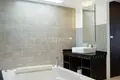 Mieszkanie 3 pokoi 300 m² Karon, Tajlandia