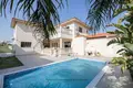 5 bedroom villa 249 m² Oroklini, Cyprus