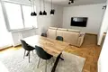 Mieszkanie 3 pokoi 110 m² w Warszawa, Polska