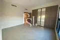 Villa de 4 dormitorios 278 m² Sarja, Emiratos Árabes Unidos