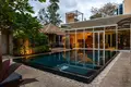 Villa de 4 dormitorios 330 m² Thalang, Tailandia