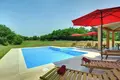 6 bedroom villa 280 m² Porec, Croatia