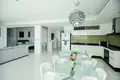 Condo z 2 sypialniami 144 m² Phuket, Tajlandia