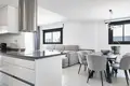 Mieszkanie 4 pokoi 82 m² w Orihuela, Hiszpania