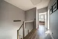 Casa 160 m² en Komorniki, Polonia